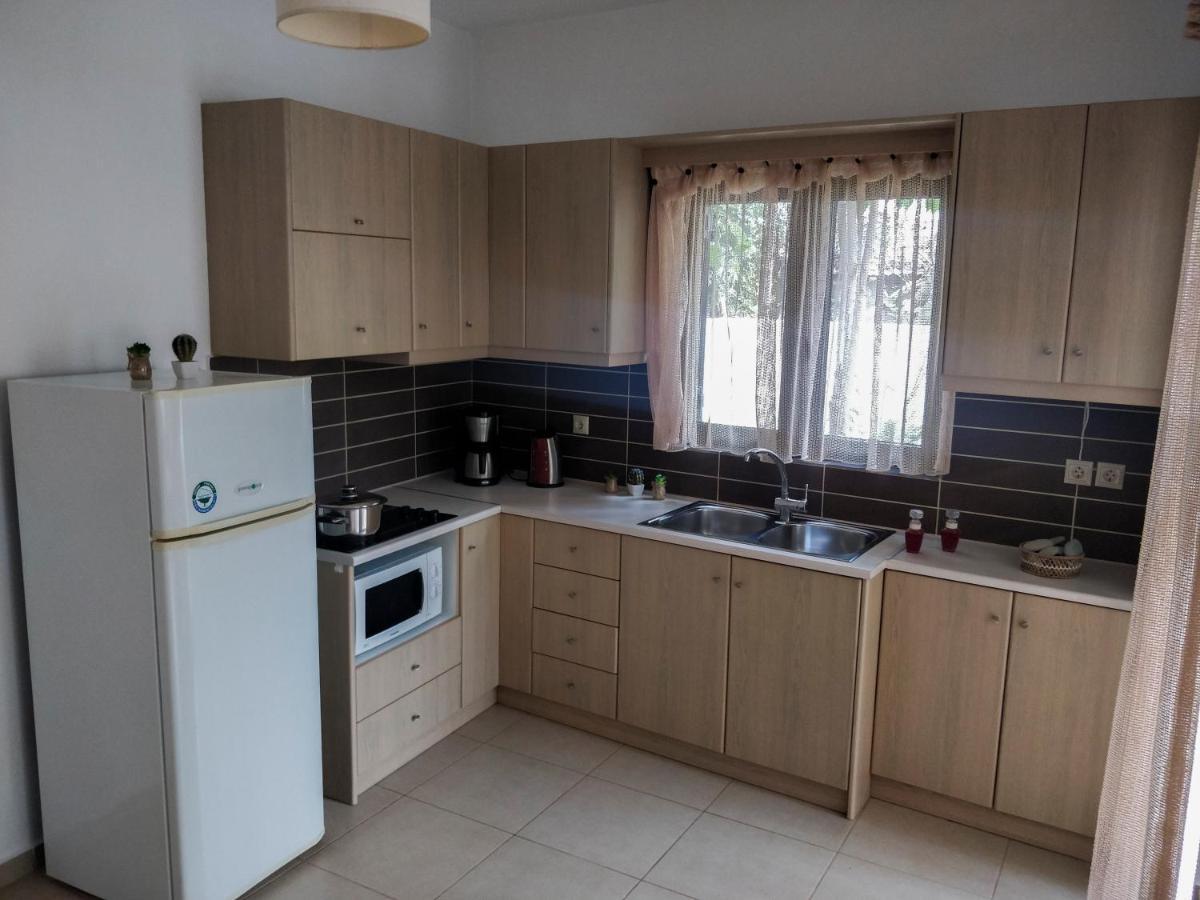 Myrthe Apartments Myrtos Екстериор снимка
